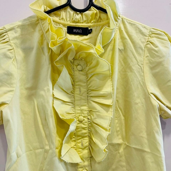 Yellow cotton ruffled blouse - Picture 7 of 7